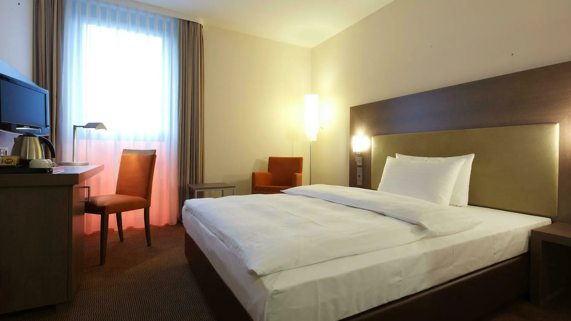 Intercityhotel Berlin Airport Area North Schoenefeld Germany